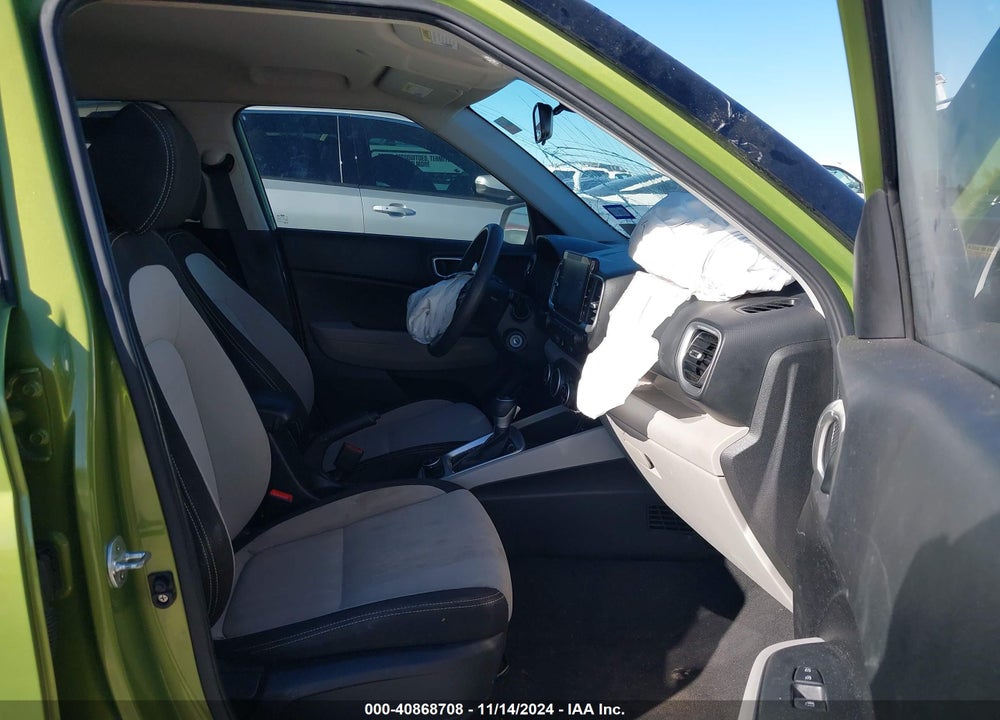 2020 HYUNDAI VENUE VIN: KMHRC8A37LU015139