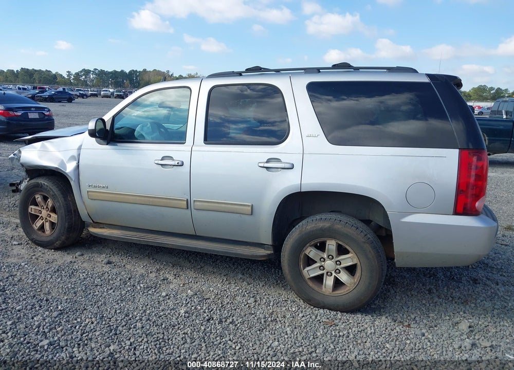 2011 GMC YUKON SLT VIN: 1GKS1CE03BR261464