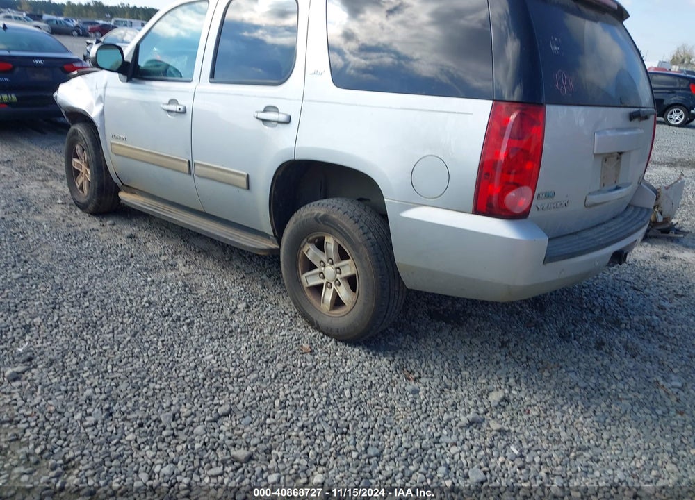 2011 GMC YUKON SLT VIN: 1GKS1CE03BR261464