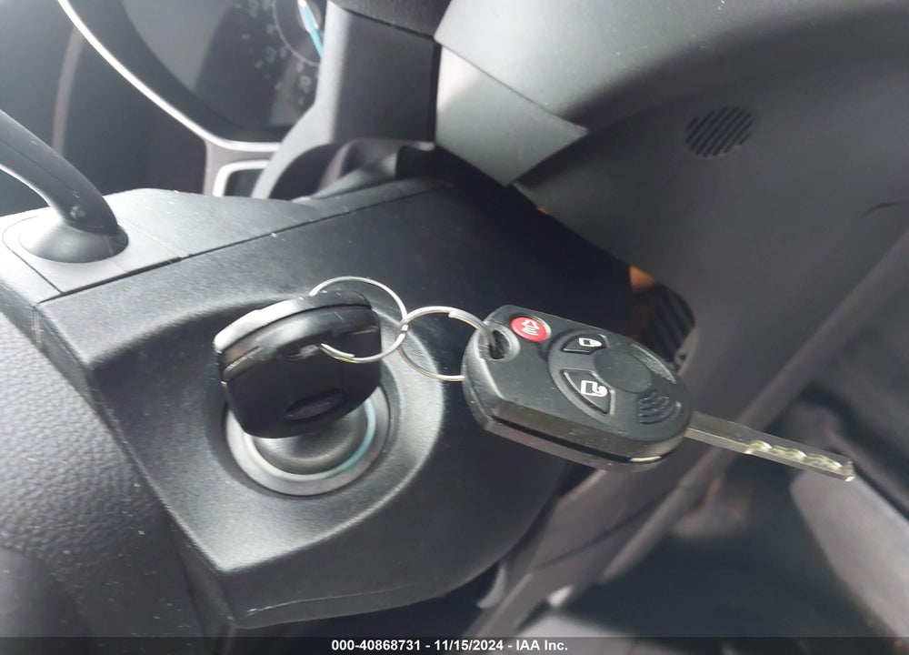 2018 FORD ESCAPE SE VIN: 1FMCU9GD6JUA97323