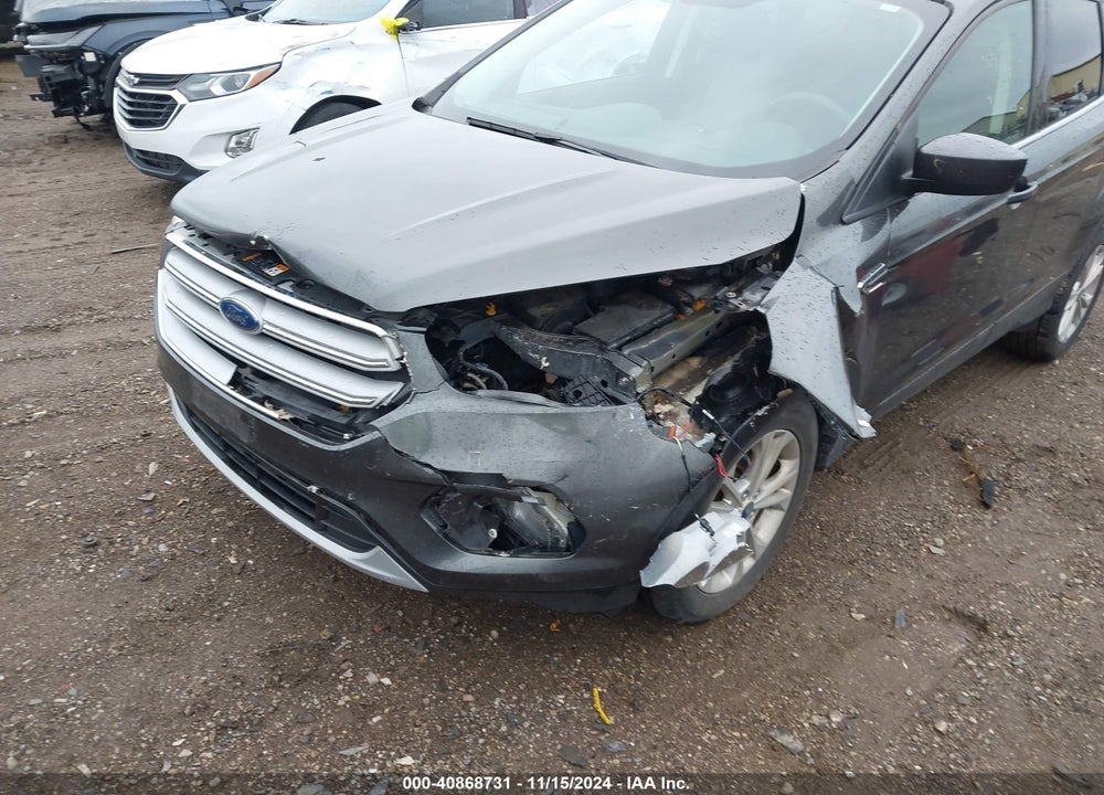 2018 FORD ESCAPE SE VIN: 1FMCU9GD6JUA97323