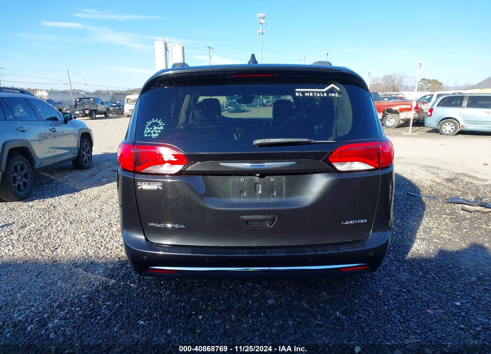 2018 CHRYSLER PACIFICA LIMITED VIN: 2C4RC1GG3JR338300