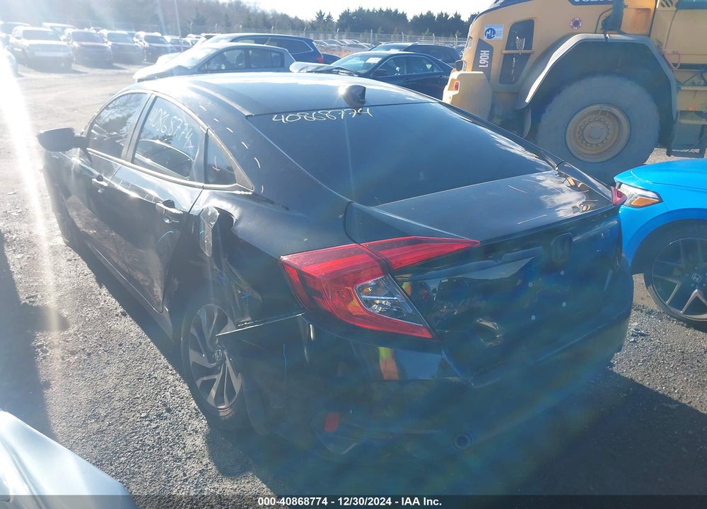 2017 HONDA CIVIC VIN: 2HGFC2F78HH576641