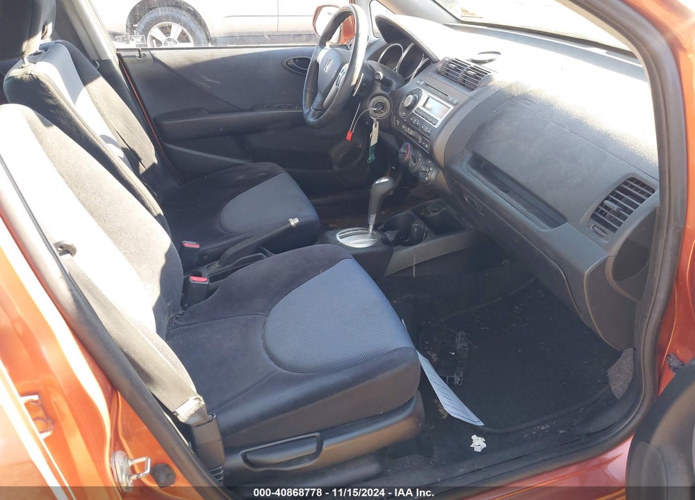 2008 HONDA FIT SPORT VIN: JHMGD38658S003200