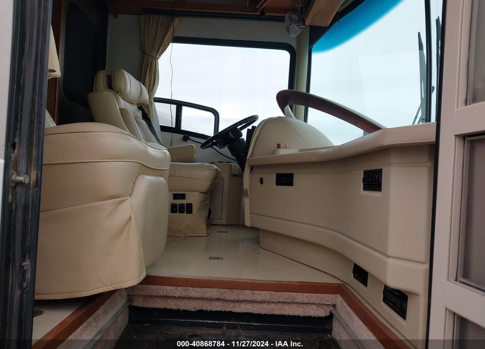 2004 COUNTRY COACH MOTORHOME INSPIRE VIN: 4U7K5EK1841103569
