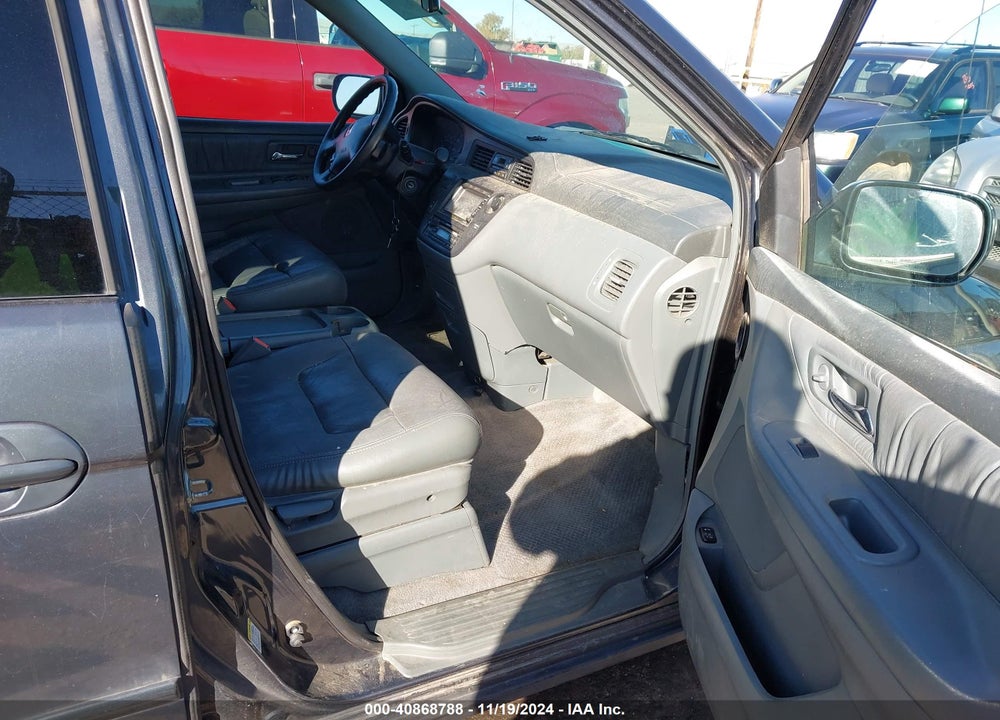2004 HONDA ODYSSEY EX-L VIN: 5FNRL18724B069088