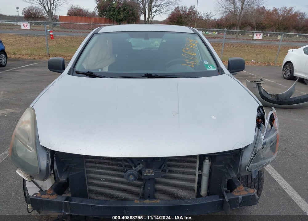 2014 NISSAN ROGUE SELECT S VIN: JN8AS5MV1EW704282