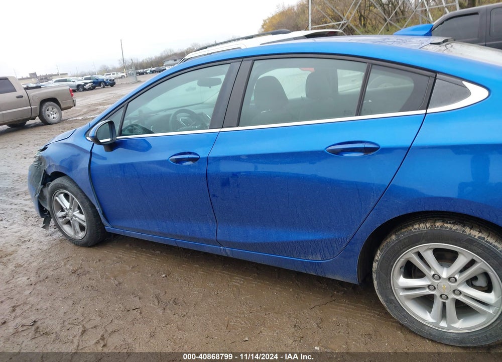 2017 CHEVROLET CRUZE VIN: 1G1BE5SM8H7122365