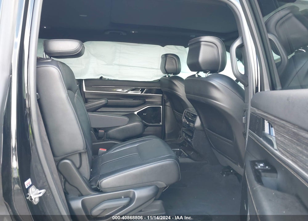 2022 JEEP WAGONEER SERIES III 4X4 VIN: 1C4SJVDT8NS125105