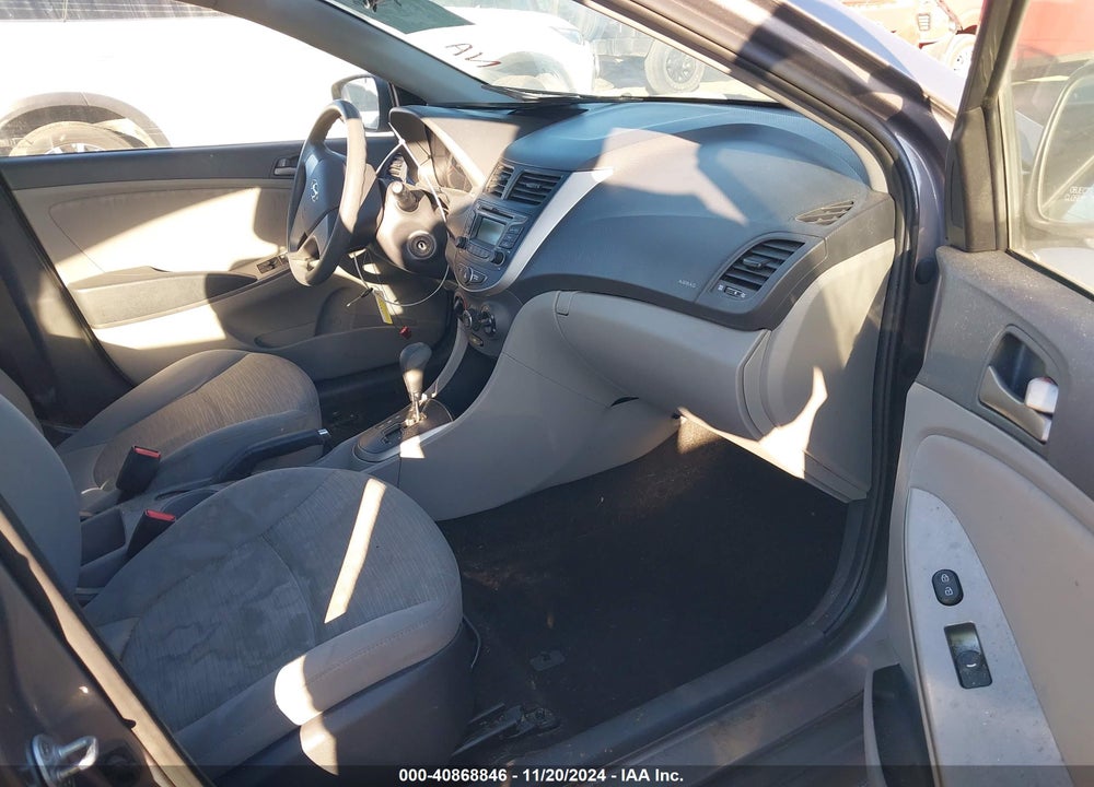 2017 HYUNDAI ACCENT SE VIN: KMHCT4AE0HU373724