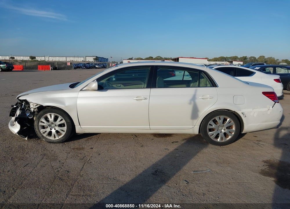 2010 TOYOTA AVALON XLS VIN: 4T1BK3DB8AU359912