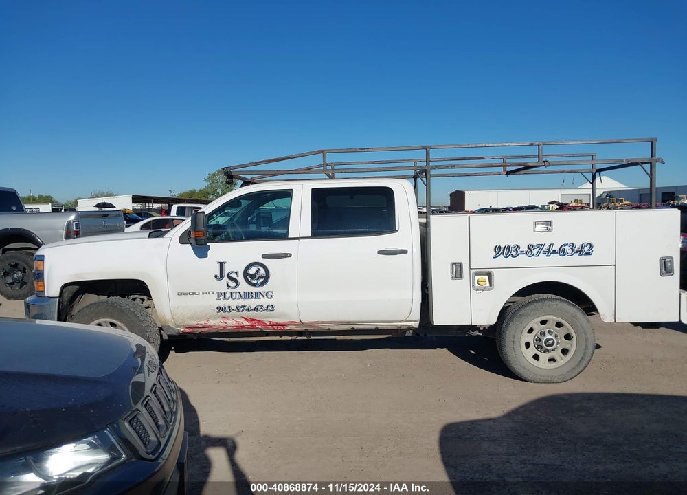 2015 CHEVROLET SILVERADO 2500HD WT VIN: 1GC1KUEGXFF559346