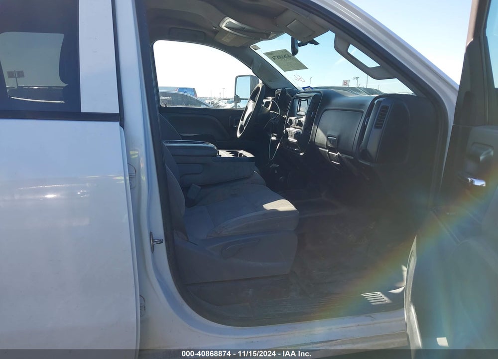2015 CHEVROLET SILVERADO 2500HD WT VIN: 1GC1KUEGXFF559346