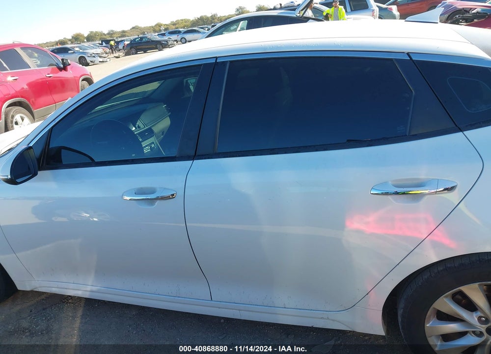 2016 KIA OPTIMA LX VIN: 5XXGT4L33GG061130