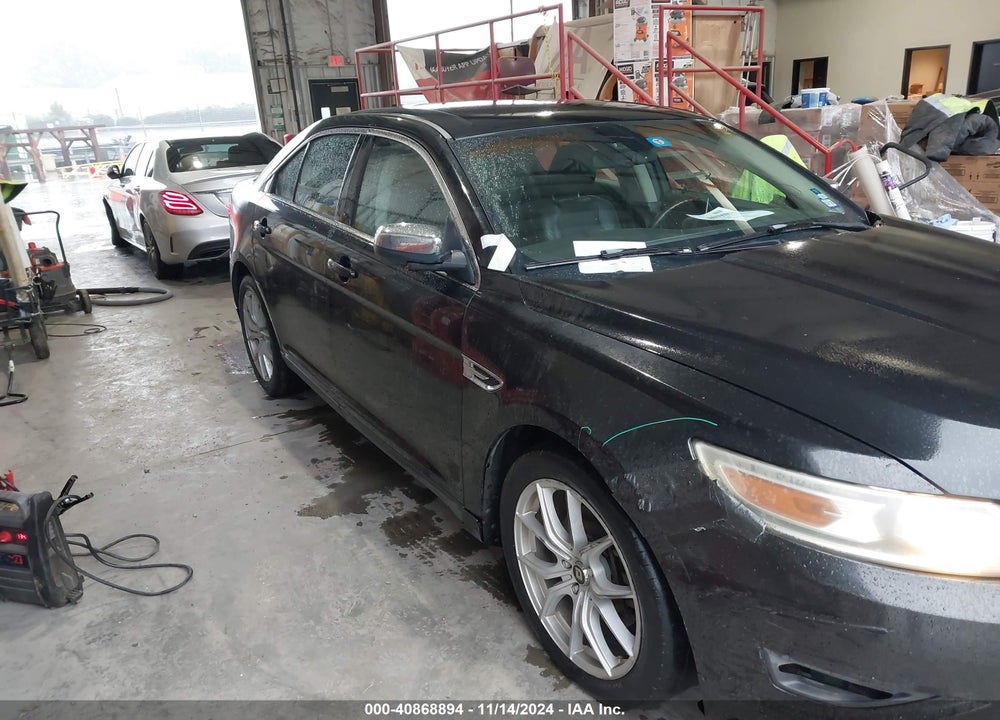 2010 FORD TAURUS VIN: 1FAHP2FW2AG107121