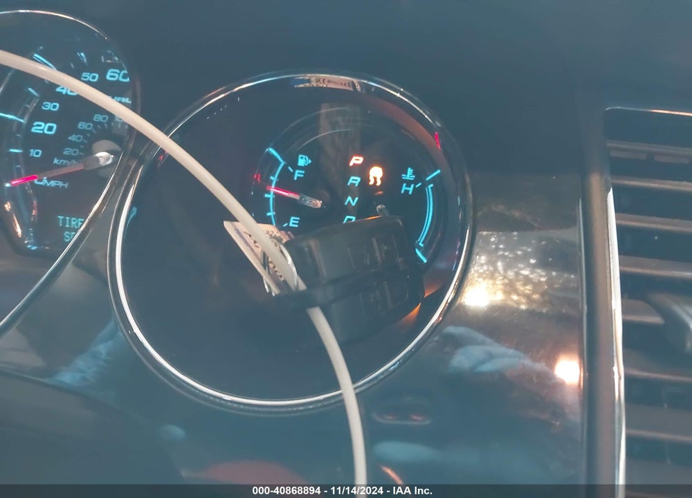 2010 FORD TAURUS VIN: 1FAHP2FW2AG107121