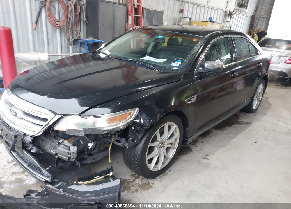 2010 FORD TAURUS VIN: 1FAHP2FW2AG107121