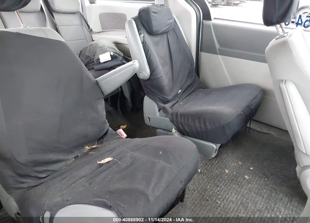 2009 DODGE GRAND CARAVAN VIN: 2D8HN44E29R612853