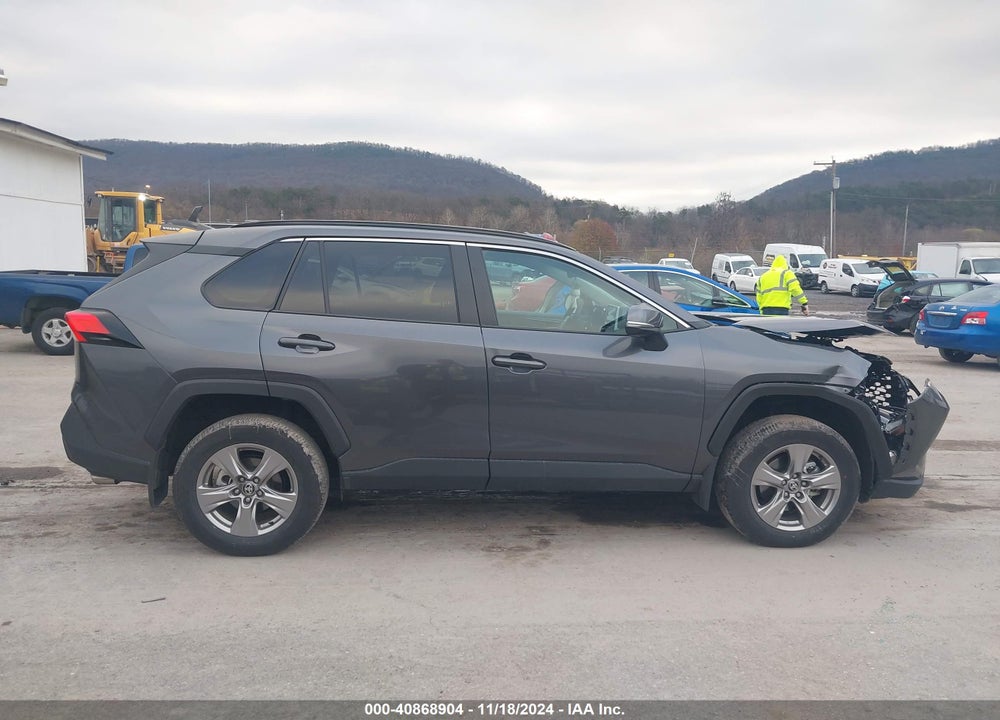 2024 TOYOTA RAV4 XLE VIN: 2T3P1RFV0RC431113
