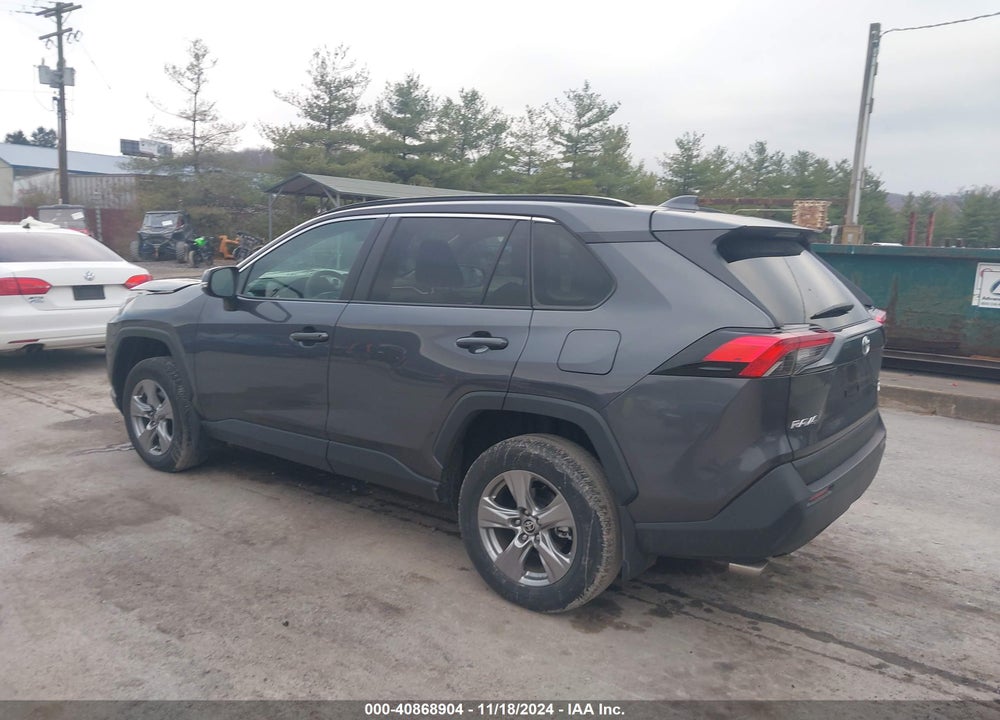 2024 TOYOTA RAV4 XLE VIN: 2T3P1RFV0RC431113