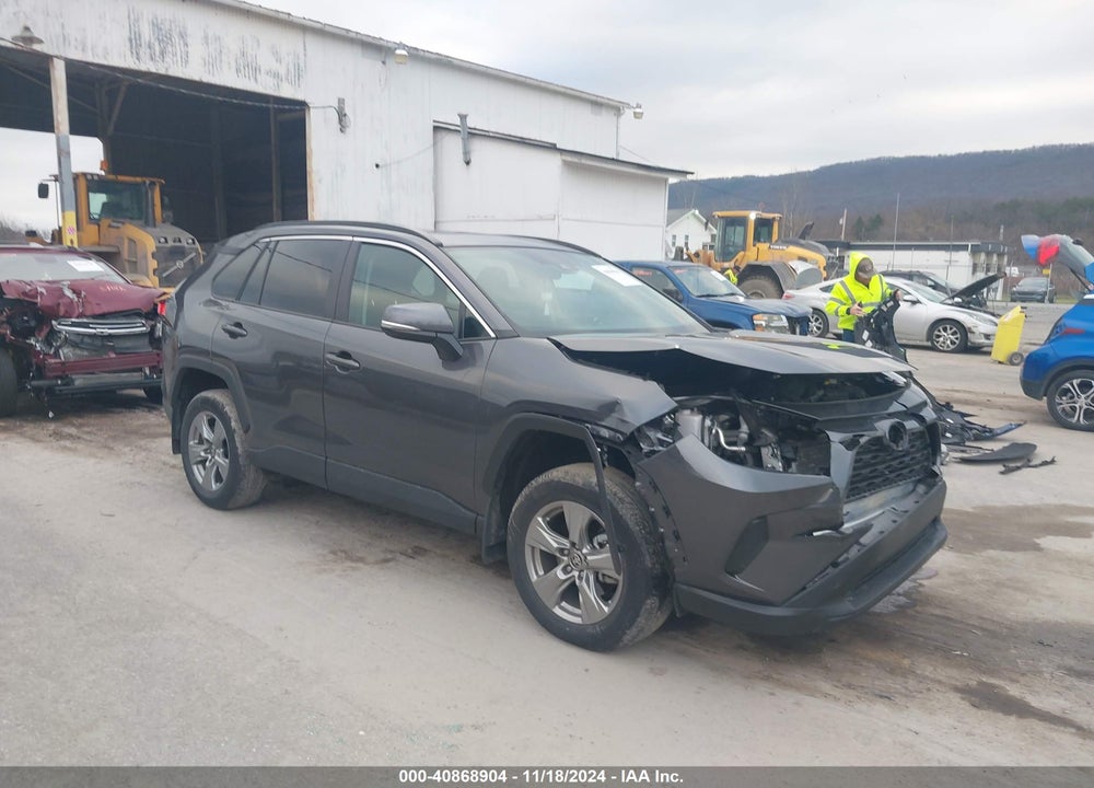 2024 TOYOTA RAV4 XLE VIN: 2T3P1RFV0RC431113