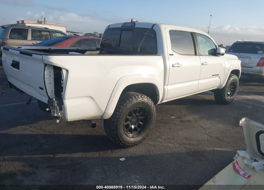 2019 TOYOTA TACOMA SR5 V6 VIN: 3TMCZ5AN3KM198213