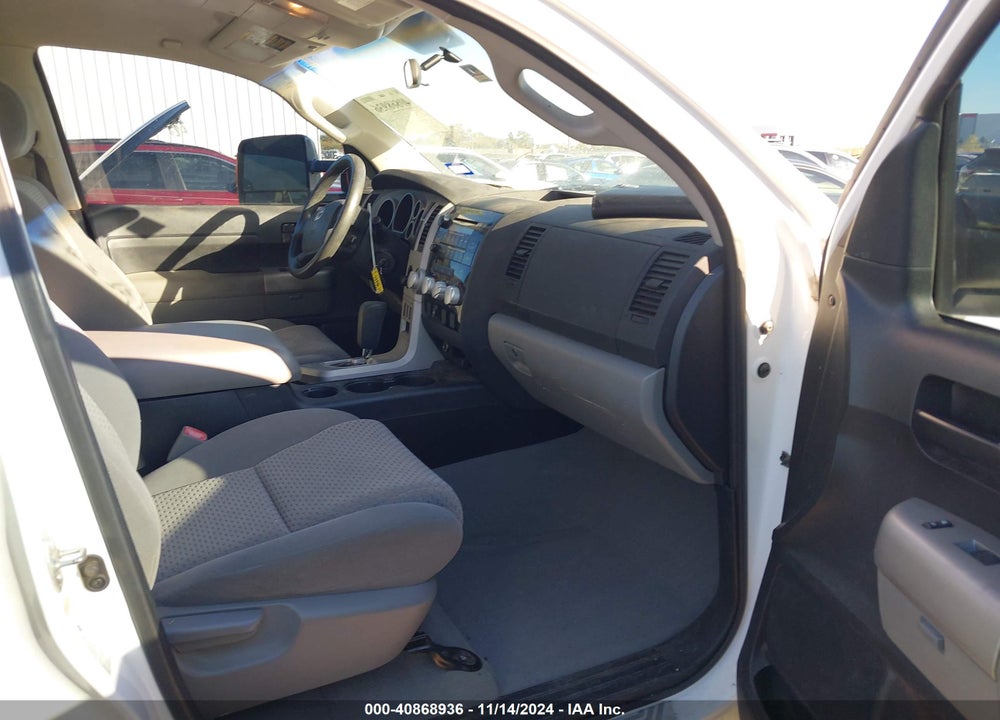 2008 TOYOTA TUNDRA SR5 5.7L V8 VIN: 5TFEV54128X043782