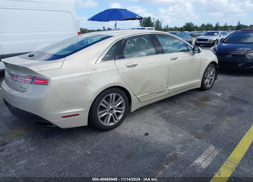 2014 LINCOLN MKZ VIN: 3LN6L2G97ER826493