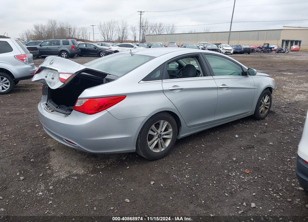 2013 HYUNDAI SONATA GLS VIN: 5NPEB4AC6DH711694