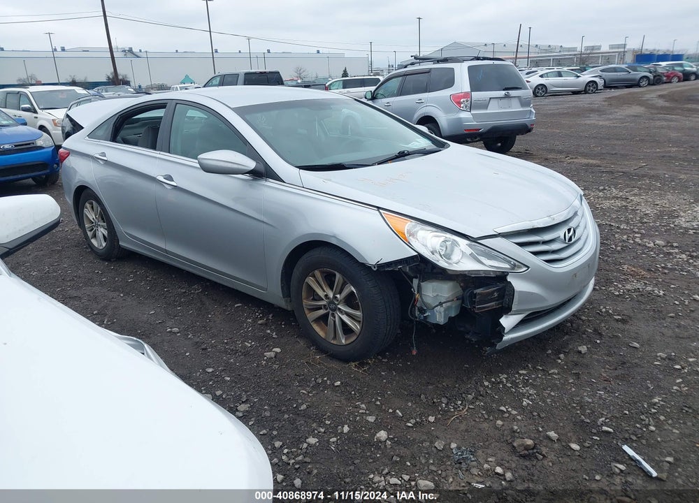 2013 HYUNDAI SONATA GLS VIN: 5NPEB4AC6DH711694