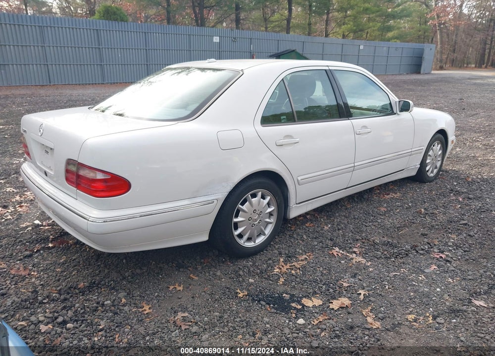 2000 MERCEDES-BENZ E 320 VIN: WDBJF65G8YA966015