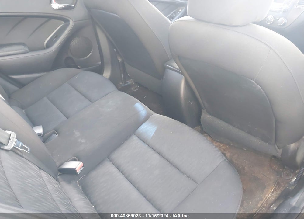2016 KIA FORTE LX VIN: KNAFK4A67G5588889
