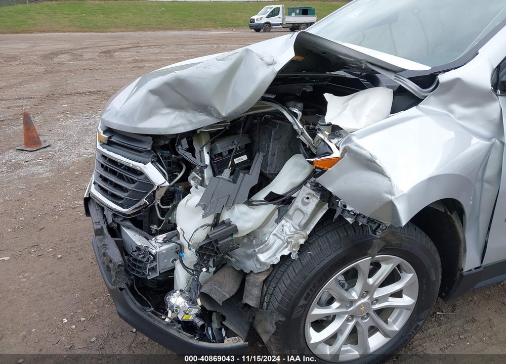 2019 CHEVROLET EQUINOX LT VIN: 2GNAXKEV6K6102680