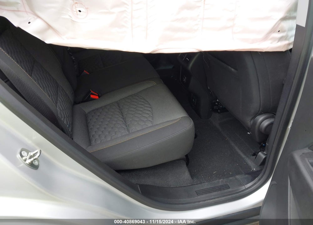 2019 CHEVROLET EQUINOX LT VIN: 2GNAXKEV6K6102680