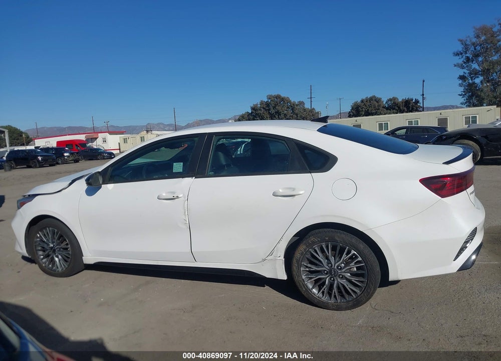 2022 KIA FORTE GT LINE VIN: 3KPF54AD1NE491021