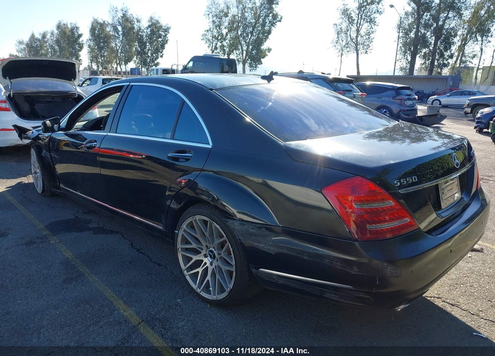 2010 MERCEDES-BENZ S 550 VIN: WDDNG7BB5AA314351