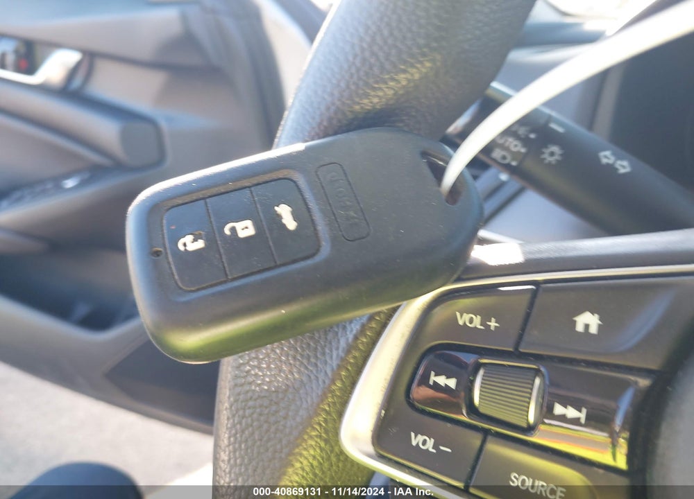 2019 HONDA ACCORD LX VIN: 1HGCV1F18KA083633