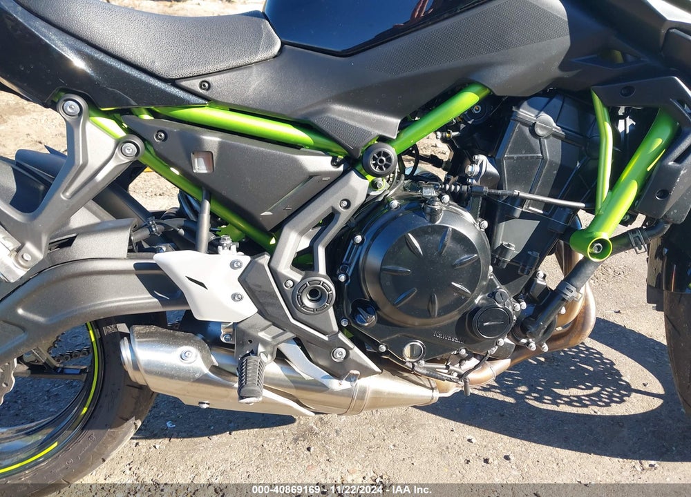 2022 KAWASAKI ER650 L VIN: ML5EREL14NDA72667