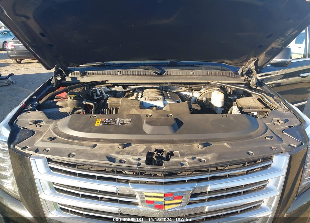 2018 CADILLAC ESCALADE PLATINUM VIN: 1GYS4DKJ7JR110447