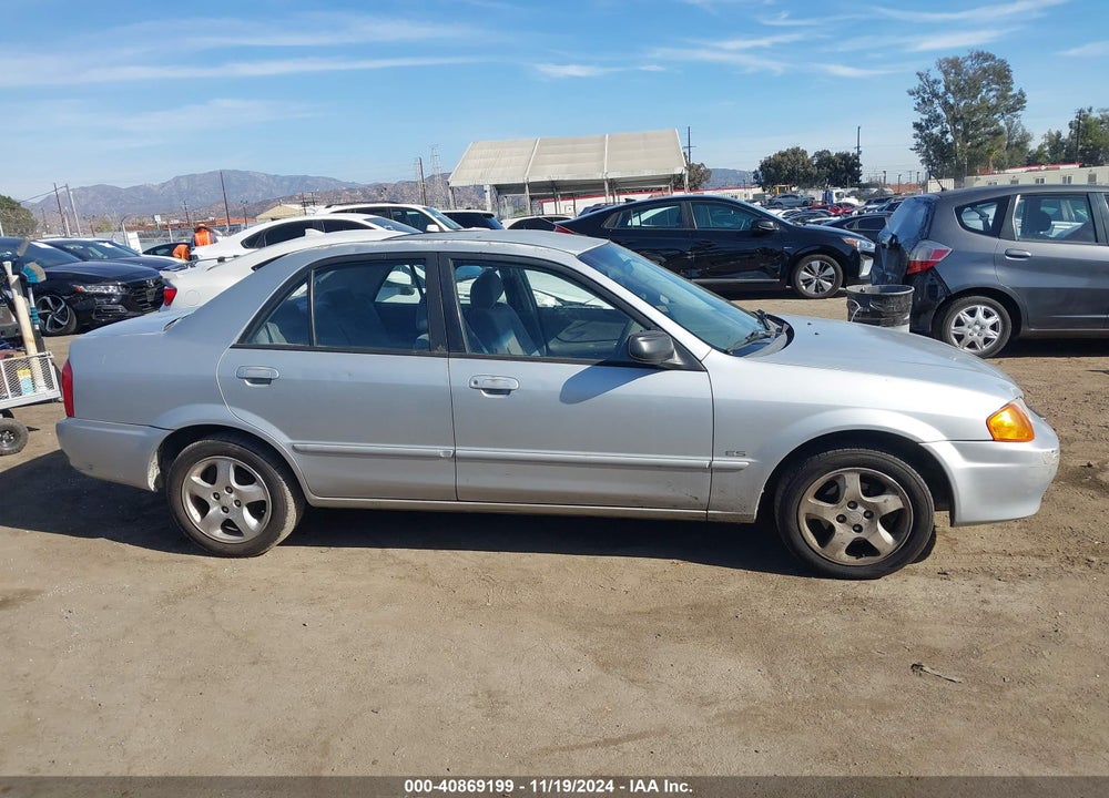 2000 MAZDA PROTEGE ES VIN: JM1BJ2211Y0212022