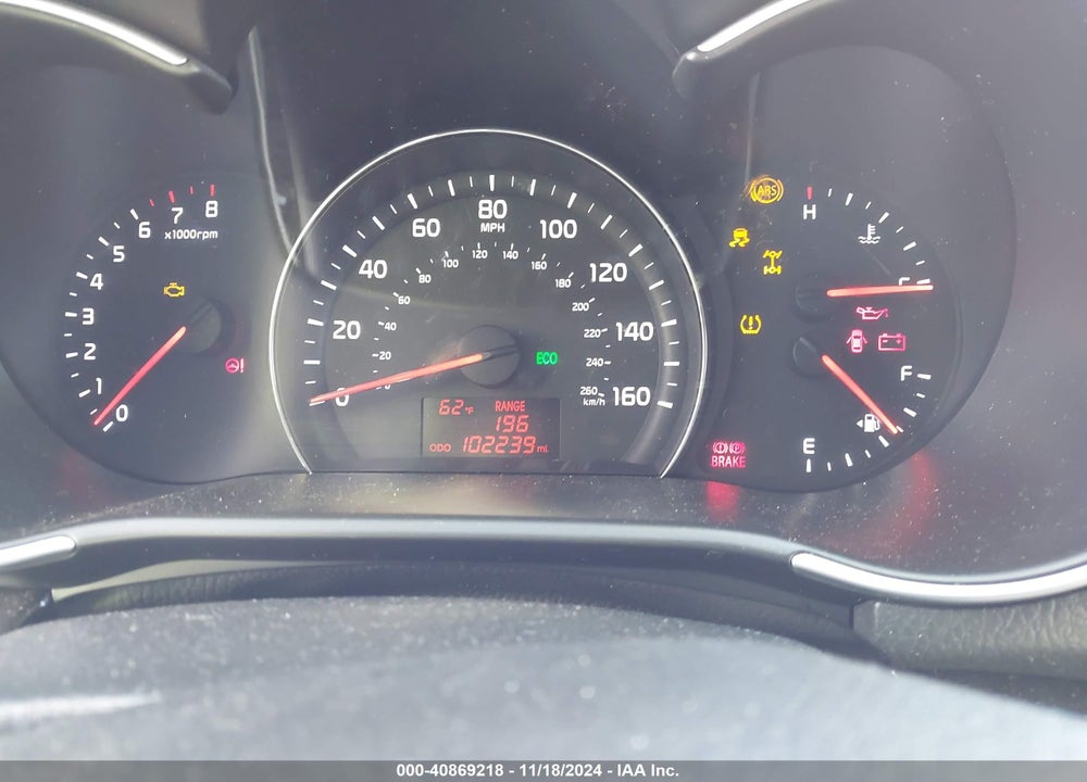 2014 KIA SORENTO LX VIN: 5XYKTCA68EG531176