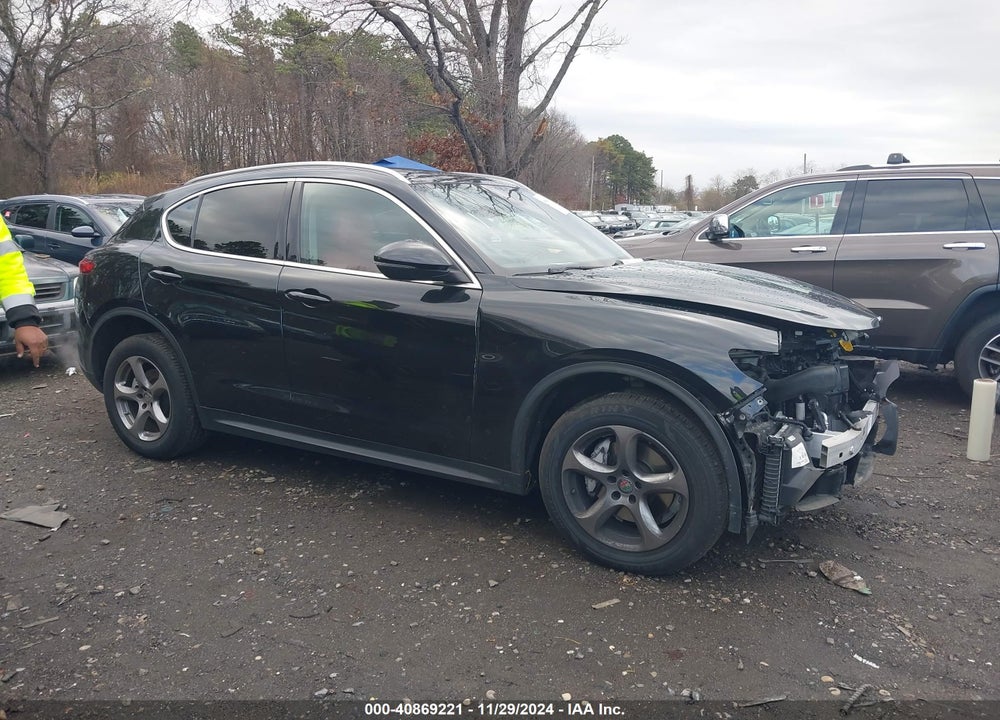 2021 ALFA ROMEO STELVIO AWD VIN: ZASPAKAN9M7D15031