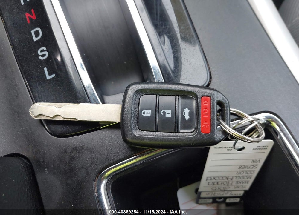 2015 HONDA ACCORD LX VIN: 1HGCR2F3XFA211016
