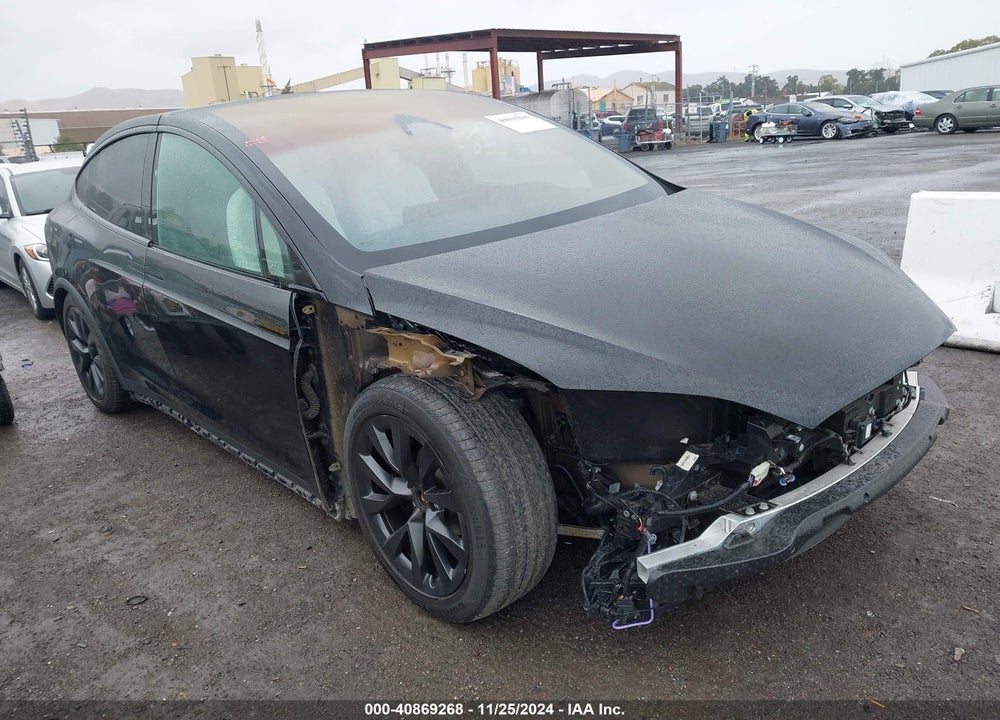 2023 TESLA MODEL X DUAL MOTOR ALL-WHEEL DRIVE/STANDARD RANGE VIN: 7SAXCAE52PF365066