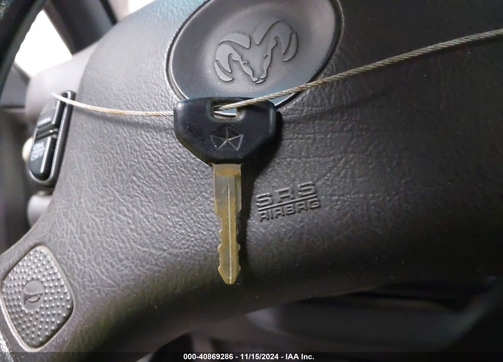1997 DODGE INTREPID VIN: 2B3HD46F1VH536650