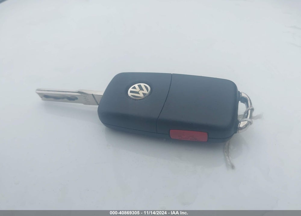 2013 VOLKSWAGEN GTI DRIVERS EDITION VIN: WVWHD7AJ1DW135160