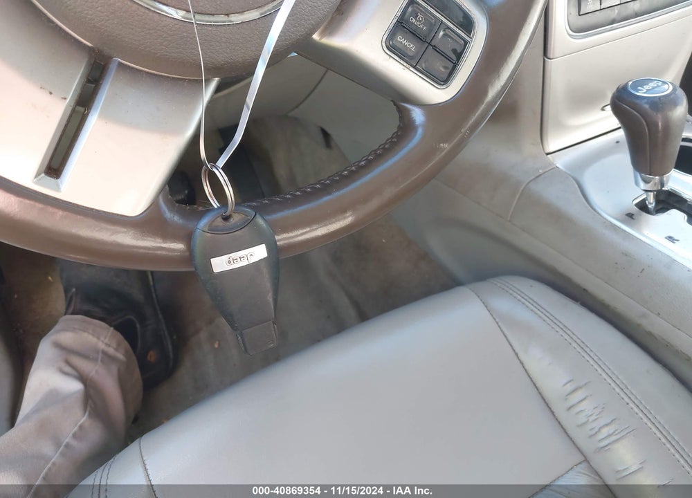 2011 JEEP GRAND CHEROKEE LAREDO VIN: 1J4RR4GG4BC545668