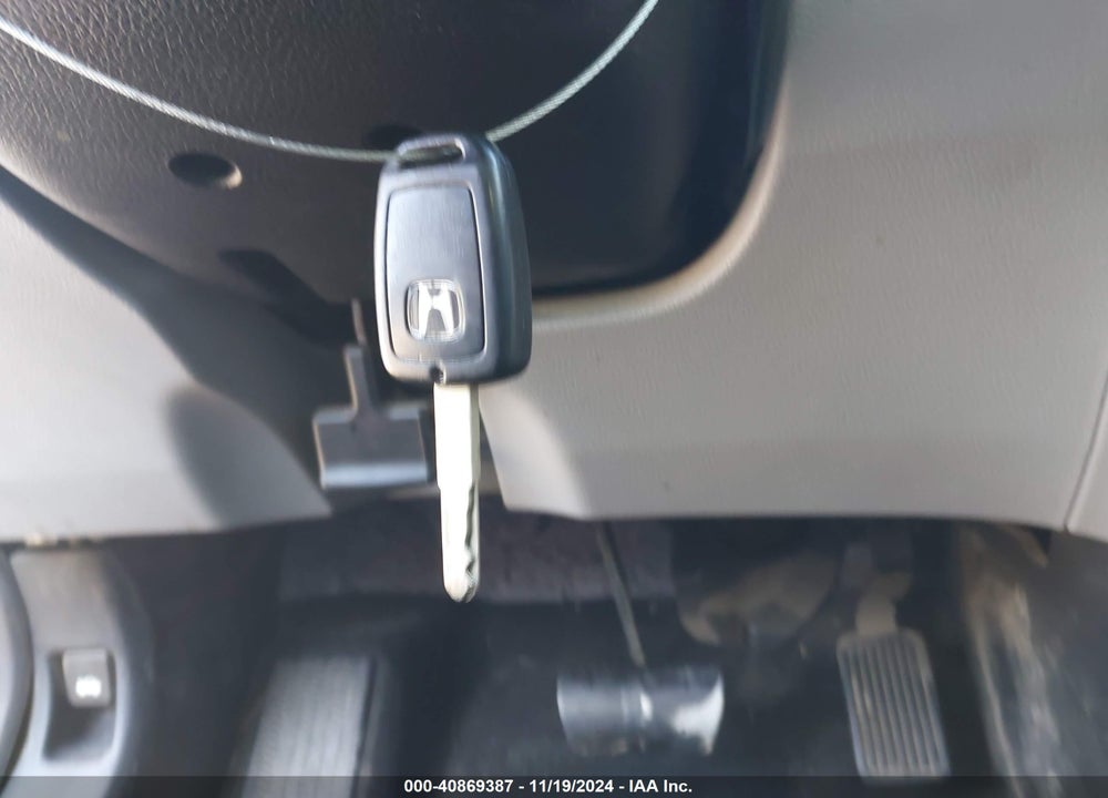 2017 HONDA ACCORD LX VIN: 1HGCR2F33HA165127