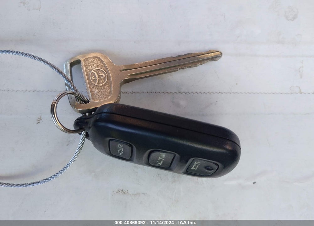 2003 TOYOTA MATRIX/XR VIN: 2T1KR32E43C062455