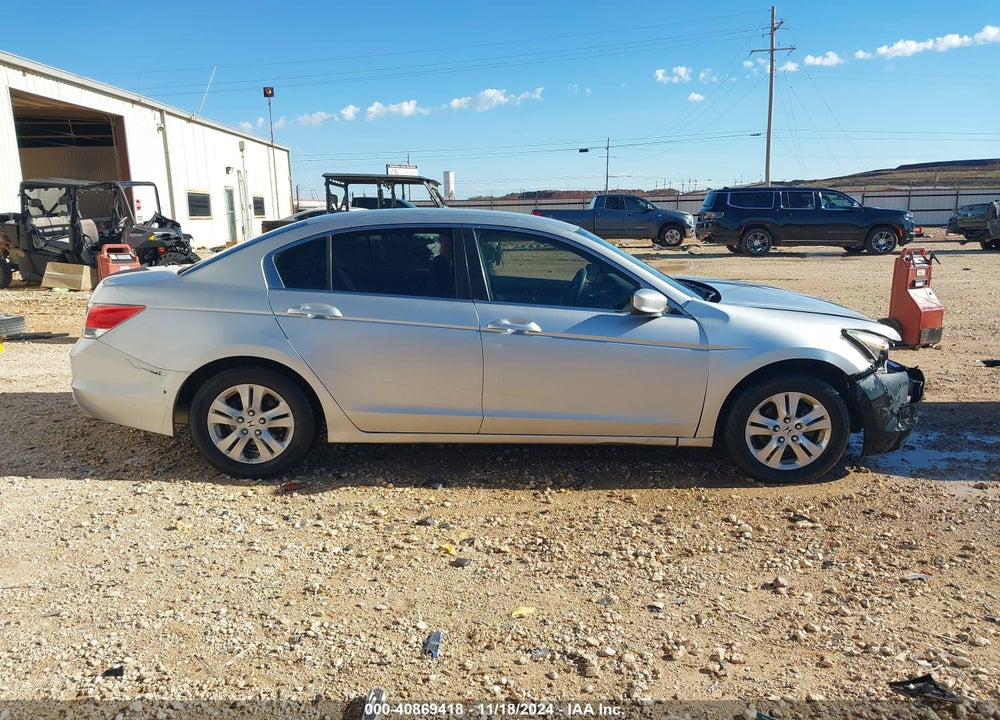 2010 HONDA ACCORD 2.4 LX-P VIN: 1HGCP2F43AA117759